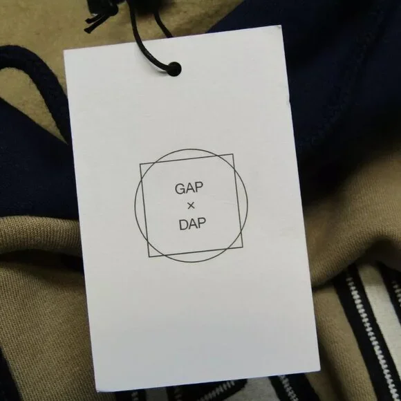 NEW GAP X DAP Mens Hoodie Perfect Khaki Beige/Navy Size M Logo Harlem Pullover
